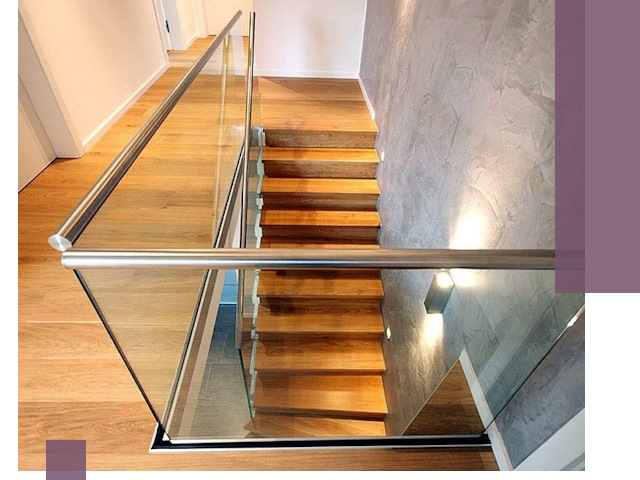 Перила для лестницы в доме — изготовление и монтаж в Ставрополе