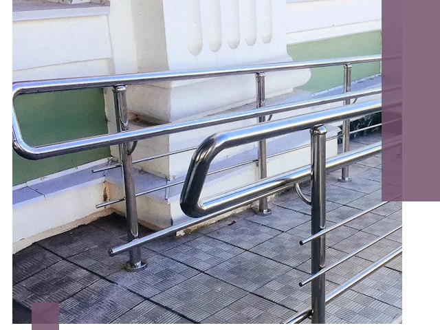 Ограждения пандусов из металла и нержавейки в Ставрополе