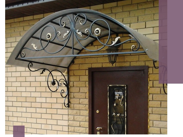 Изготовление козырьков из металла под ключ в Ставрополе